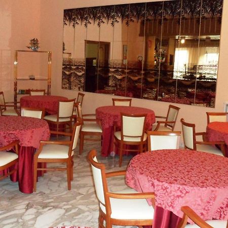Hotel Reali Chianciano Terme Kültér fotó