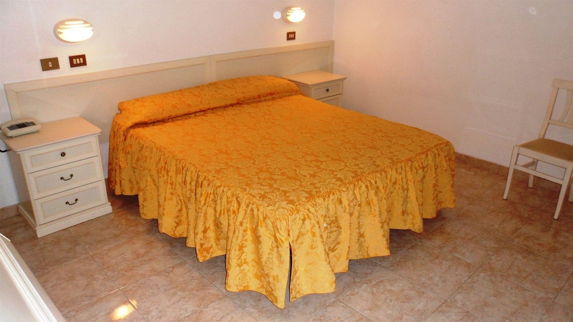 Hotel Reali Chianciano Terme Kültér fotó